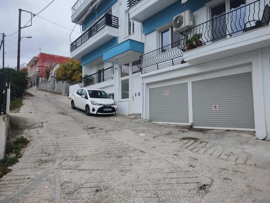 Finas Penthouse,Private Terrace,Great View,Mins From Sea Lägenhet Kavala Exteriör bild